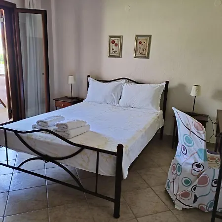 Voula Kourbeti Apartment