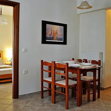 Voula Kourbeti Apartment